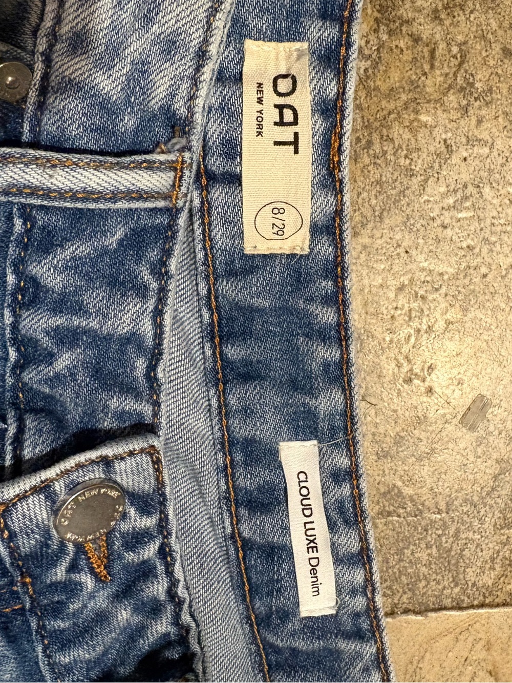 Oat New York Cloud Luxe Wide Leg Jeans Size 8/29 High Rise Light Was - Picture 4 of 9